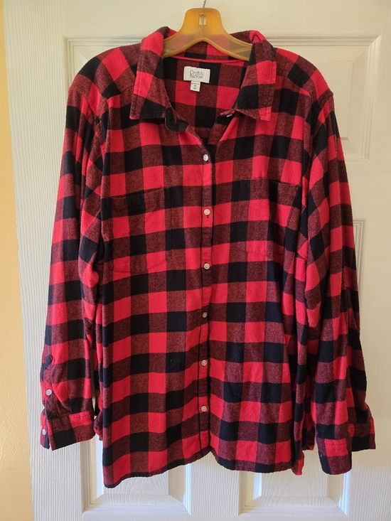 croft & barrow Tops - Croft & Barrow Red and Black Buffalo Plaid Button-Up Shirt